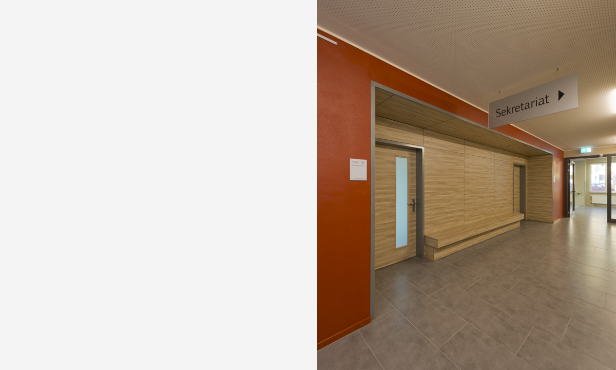 Copyright Michael Miltzow 2015 NOV8381.jpg